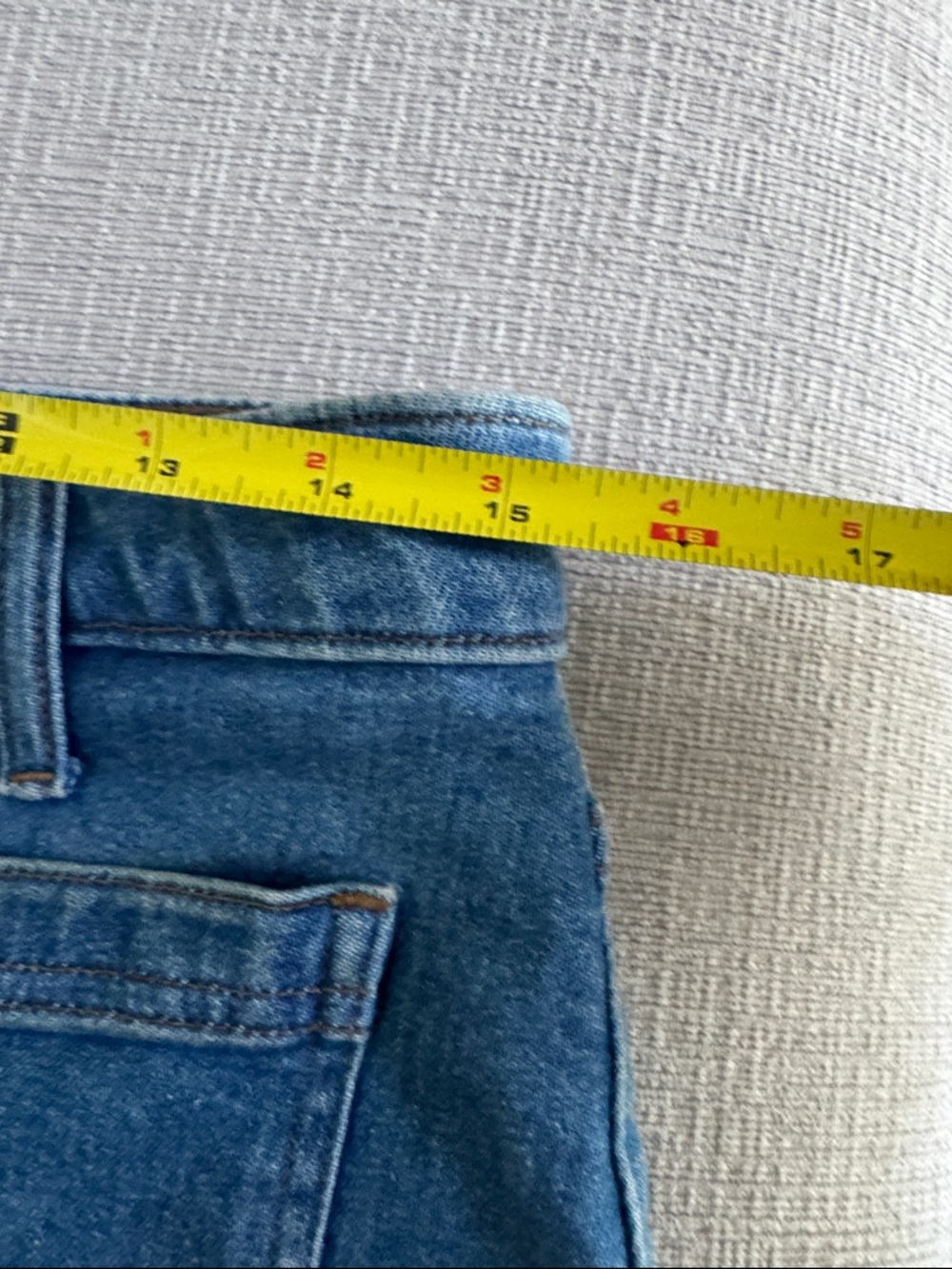 Madewell Button-Front Mini Denim Skirt in Blue-see flaw - Picture 6 of 7